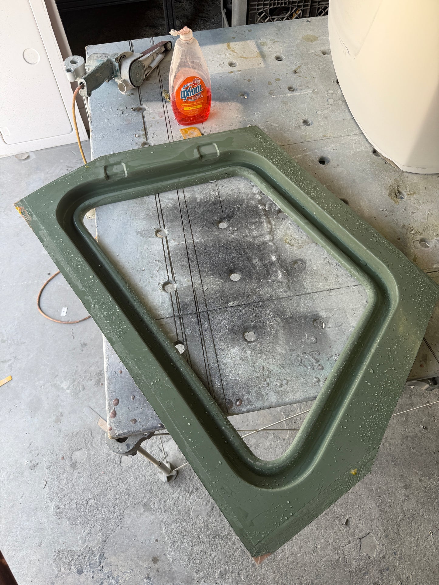 Anchor Hatch with Gutter