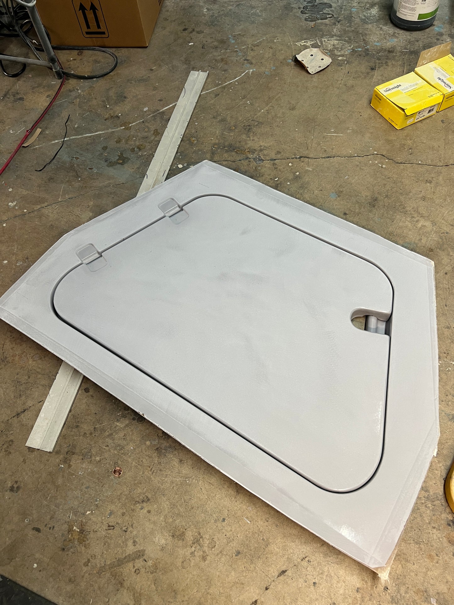 Anchor Hatch with Gutter