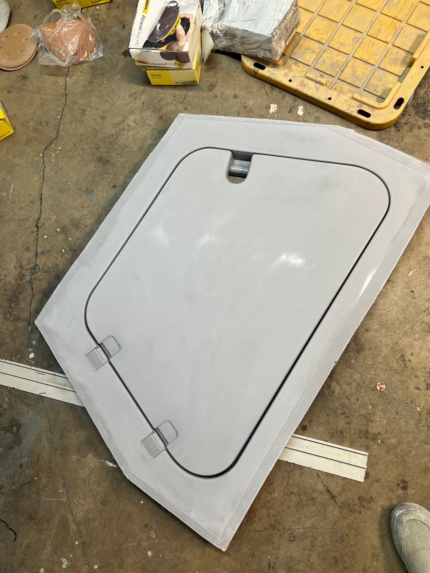 Anchor Hatch with Gutter